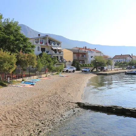 Apartment With A Parking Space Kastel Kambelovac, - 21027 Kastela