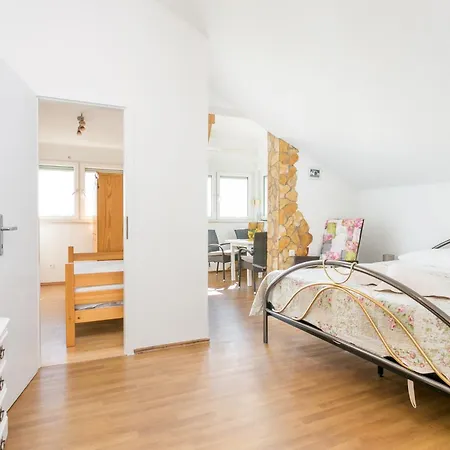 With A Parking Space Kastel Kambelovac, - 21027 Apartment