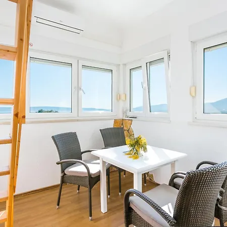 With Parking Space Kastel Kambelovac, - 21027 Kastela